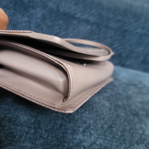 LOUIS VUITTON Epi Honfleur Mauve in Lilac Shoulder Bag...Authentic!!! - Picture 16 of 16